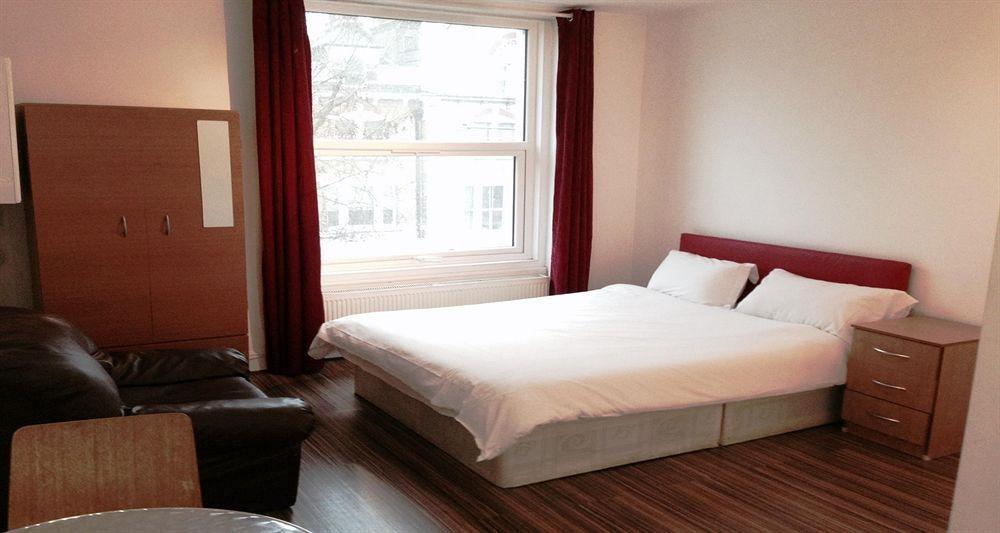 Holland 3* Londra
